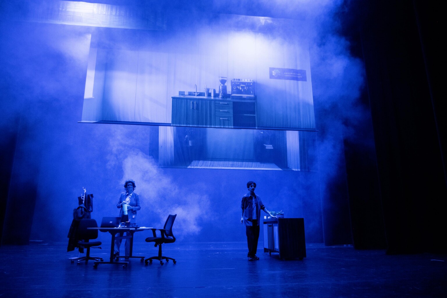 Theater Artemis - Nu is het nog rustig, jetse batelaan